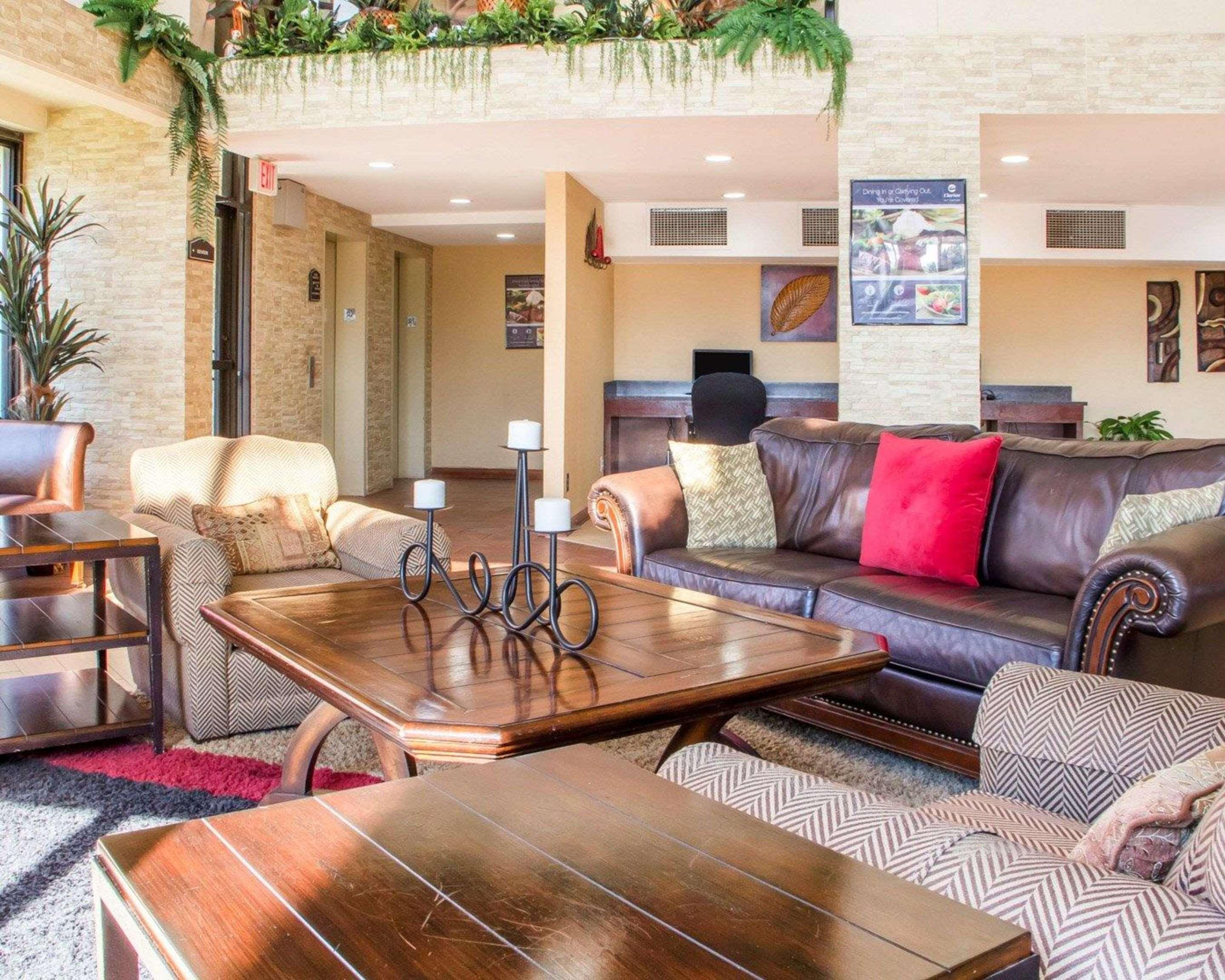 Econo Lodge Broken Arrow-Tulsa Екстер'єр фото